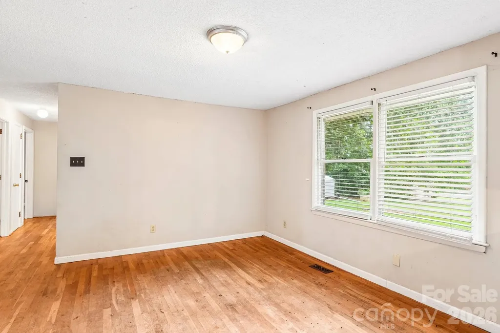 2130 23rd Street Place NE Hickory NC 28601