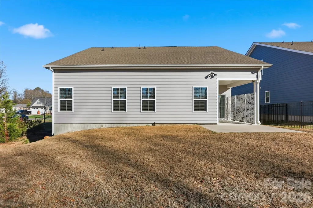 6334 Cambridge Drive Harrisburg NC 28075