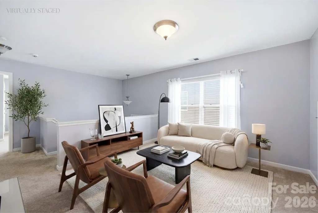 423 Knothole Lane Charlotte NC 28214