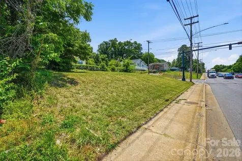 412 W Davidson Avenue Gastonia NC 28052
