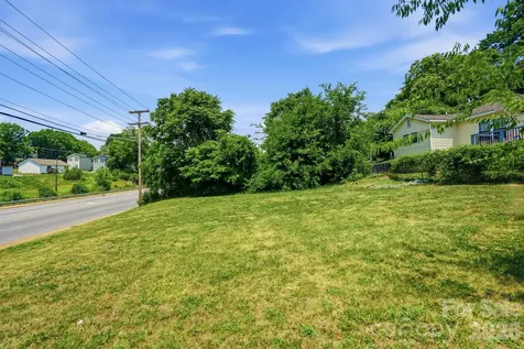 412 W Davidson Avenue Gastonia NC 28052