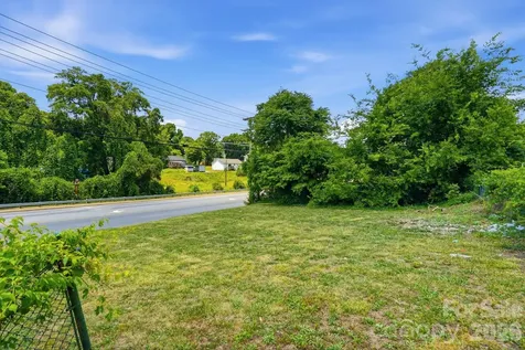 412 W Davidson Avenue Gastonia NC 28052