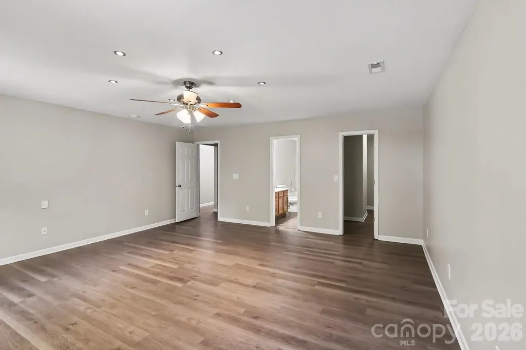 8120 Nikki Cole Drive Charlotte NC 28215