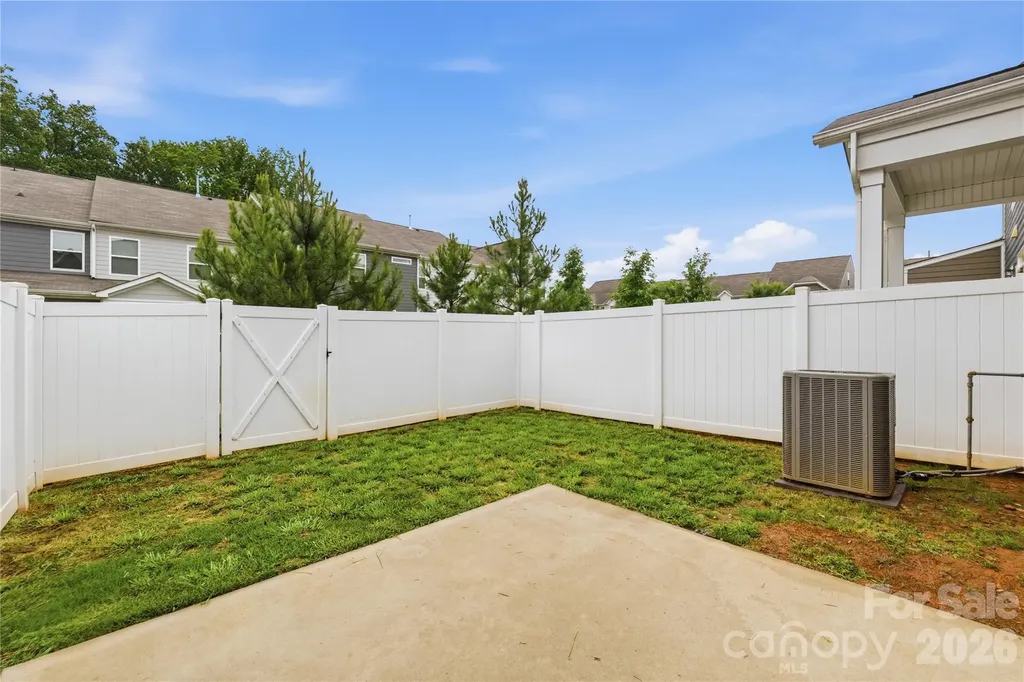5531 Harris Cove Drive Charlotte NC 28269