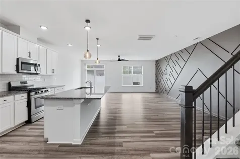 5531 Harris Cove Drive Charlotte NC 28269