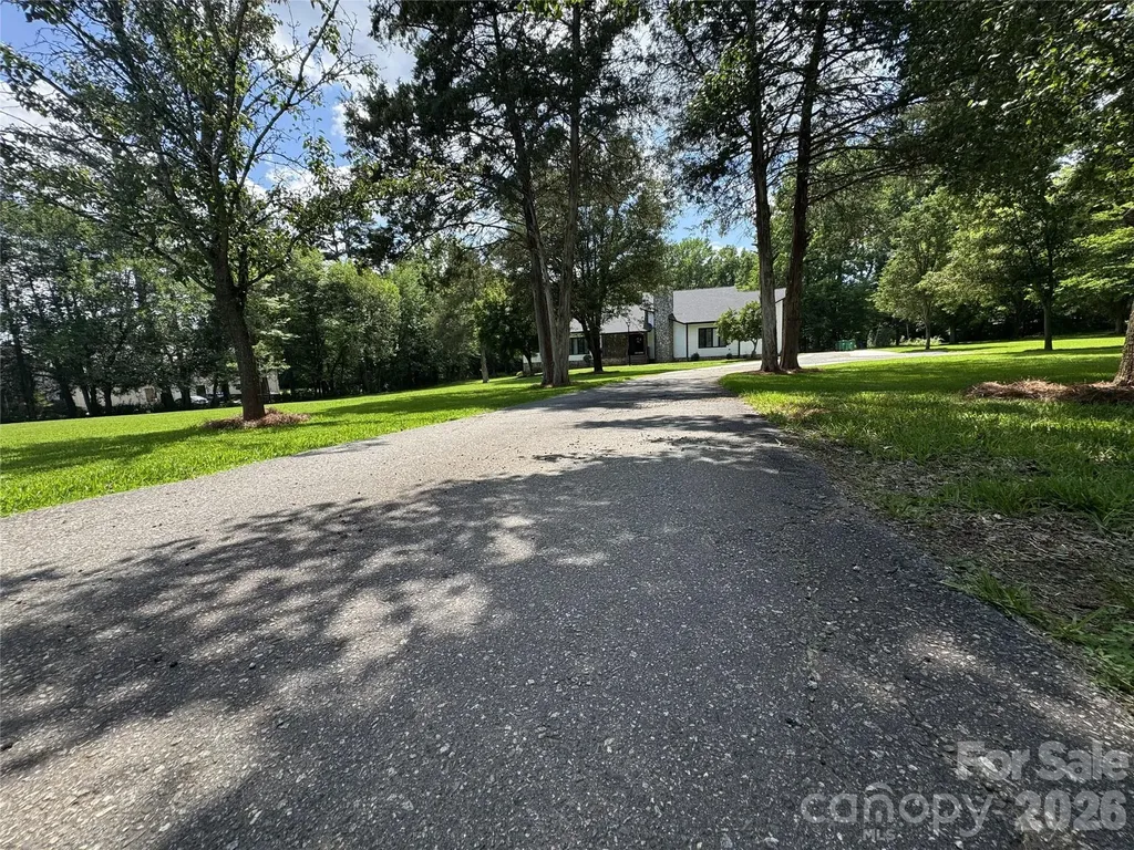 7825 Plott Road Charlotte NC 28215