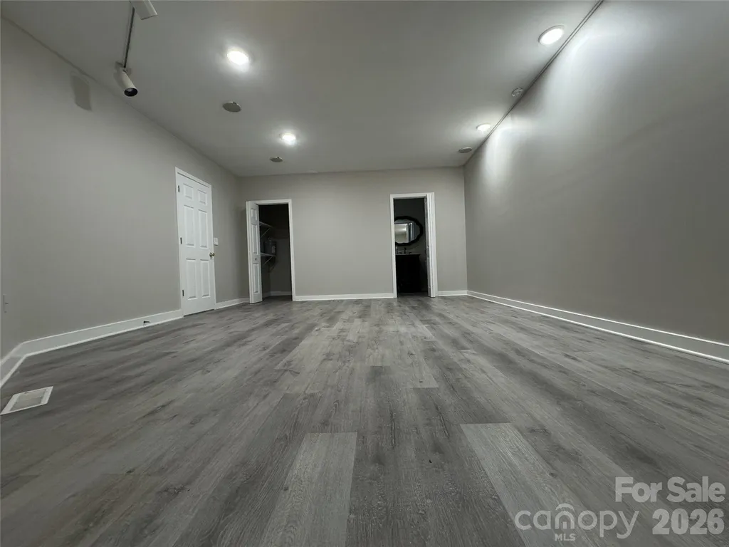 7825 Plott Road Charlotte NC 28215