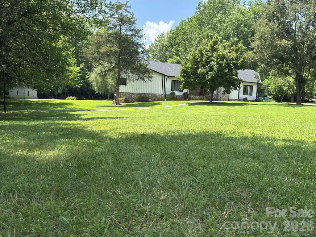 7825 Plott Road Charlotte NC 28215