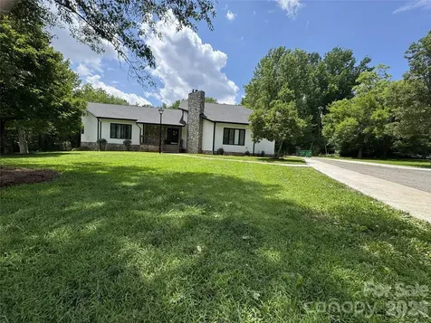 7825 Plott Road Charlotte NC 28215