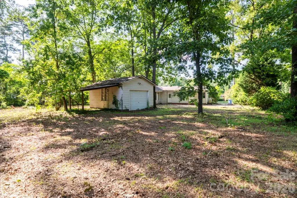 1809 Manteo Street Fayetteville NC 28303