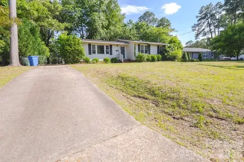 1809 Manteo Street Fayetteville NC 28303