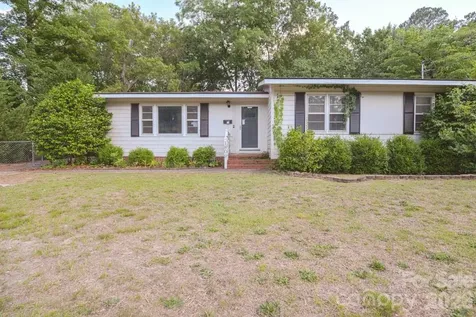 1809 Manteo Street Fayetteville NC 28303
