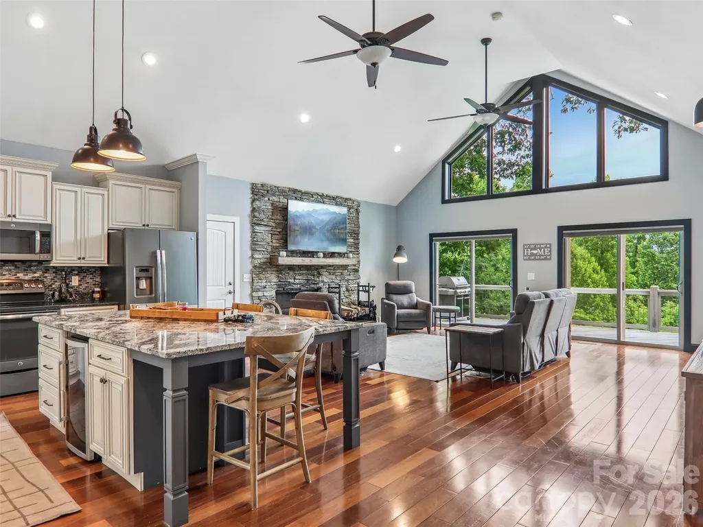 77 Willow Stone Way Hendersonville NC 28792