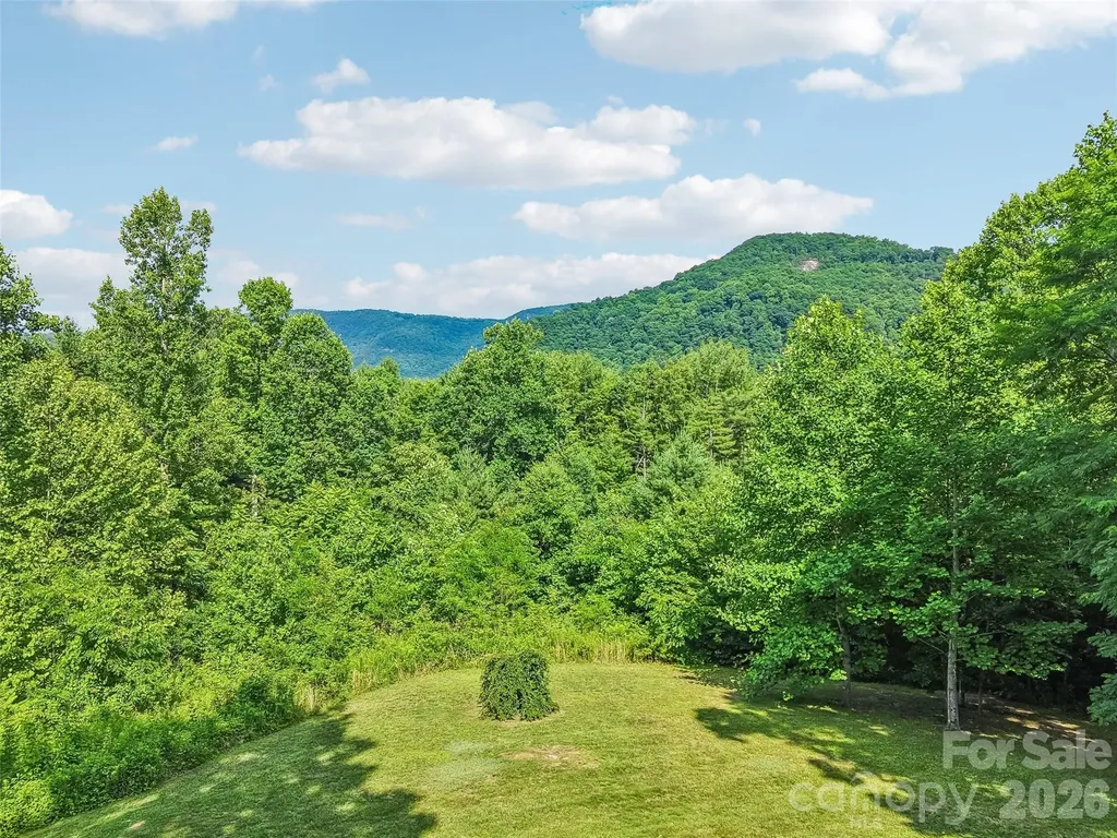77 Willow Stone Way Hendersonville NC 28792