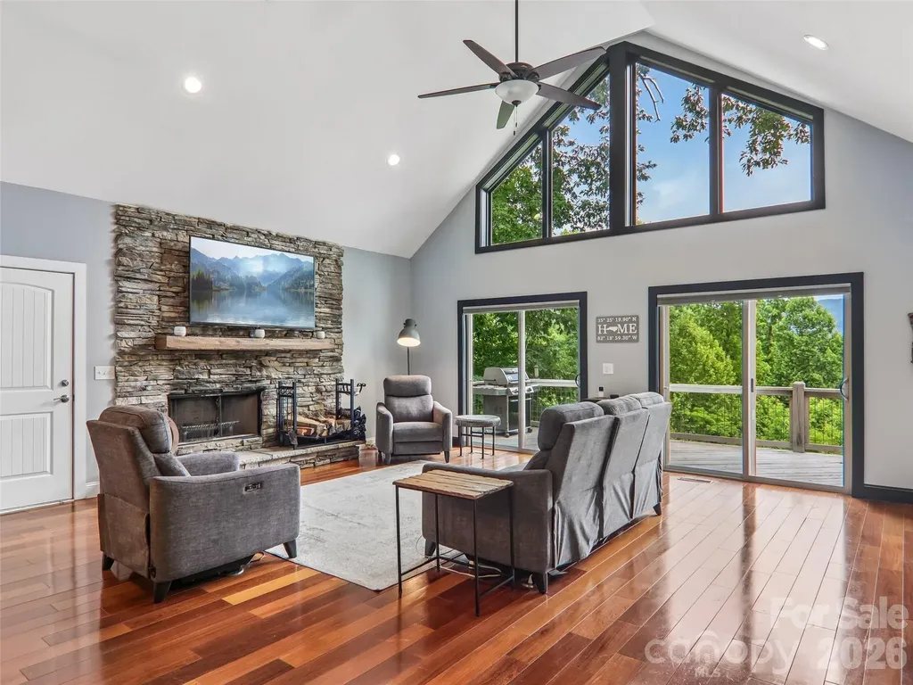 77 Willow Stone Way Hendersonville NC 28792