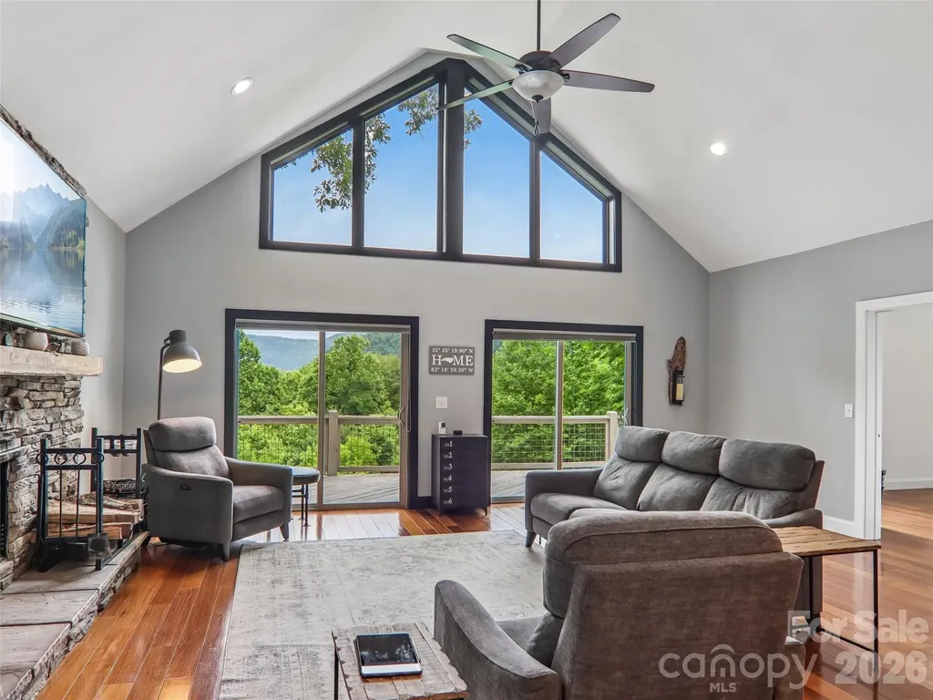 77 Willow Stone Way Hendersonville NC 28792