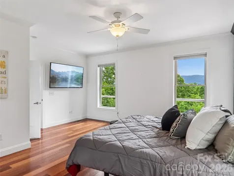 77 Willow Stone Way Hendersonville NC 28792