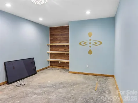 77 Willow Stone Way Hendersonville NC 28792