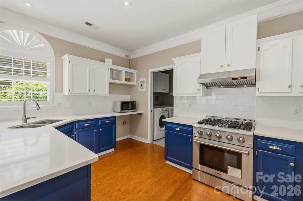 6202 Hickory Cove Lane Charlotte NC 28269
