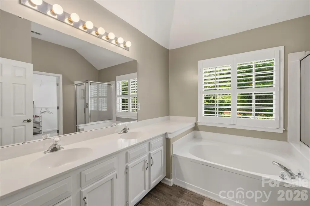 6202 Hickory Cove Lane Charlotte NC 28269