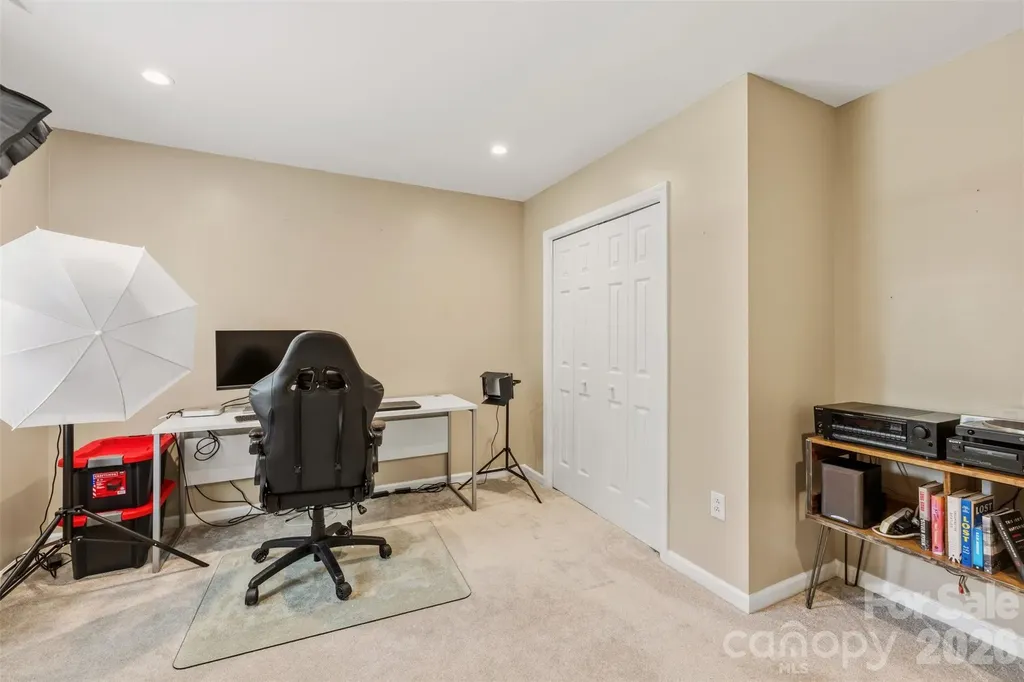 6202 Hickory Cove Lane Charlotte NC 28269
