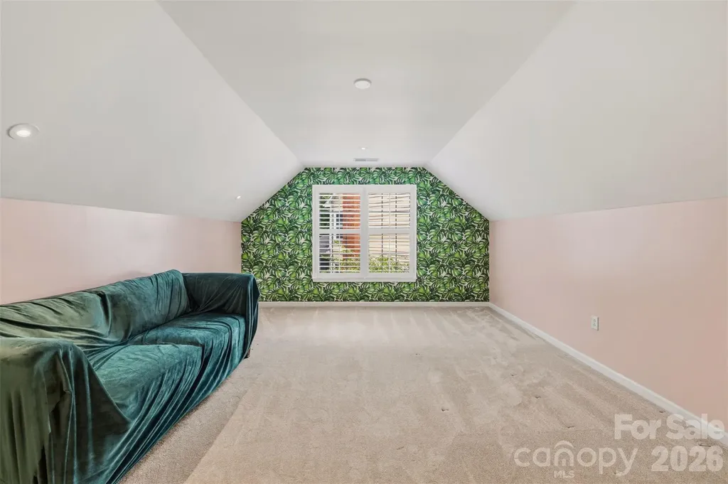 6202 Hickory Cove Lane Charlotte NC 28269