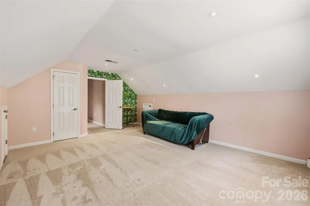 6202 Hickory Cove Lane Charlotte NC 28269