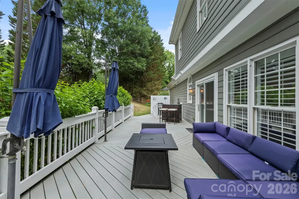 6202 Hickory Cove Lane Charlotte NC 28269