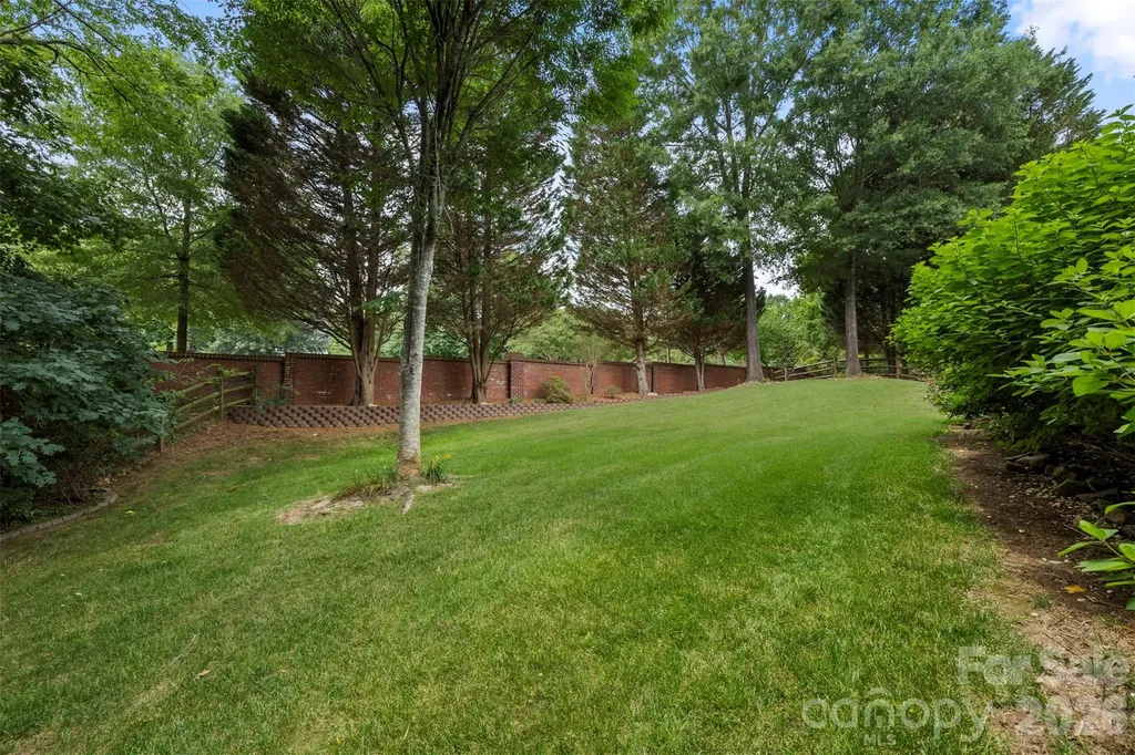 6202 Hickory Cove Lane Charlotte NC 28269