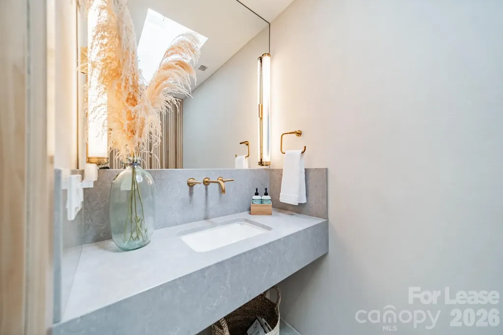3622 Knapdale Lane Charlotte NC 28226