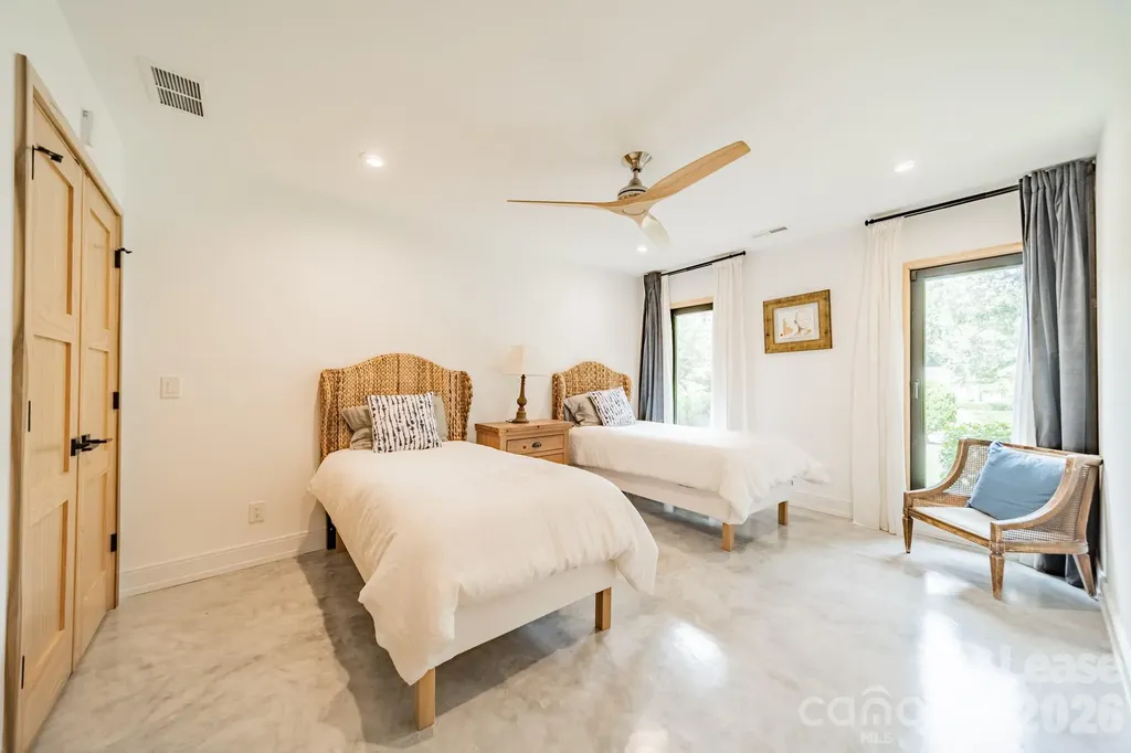 3622 Knapdale Lane Charlotte NC 28226