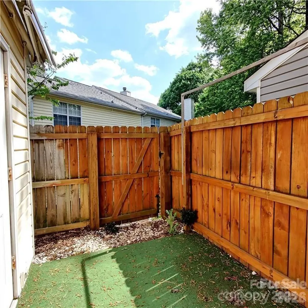 5744 Prescott Court Charlotte NC 28269