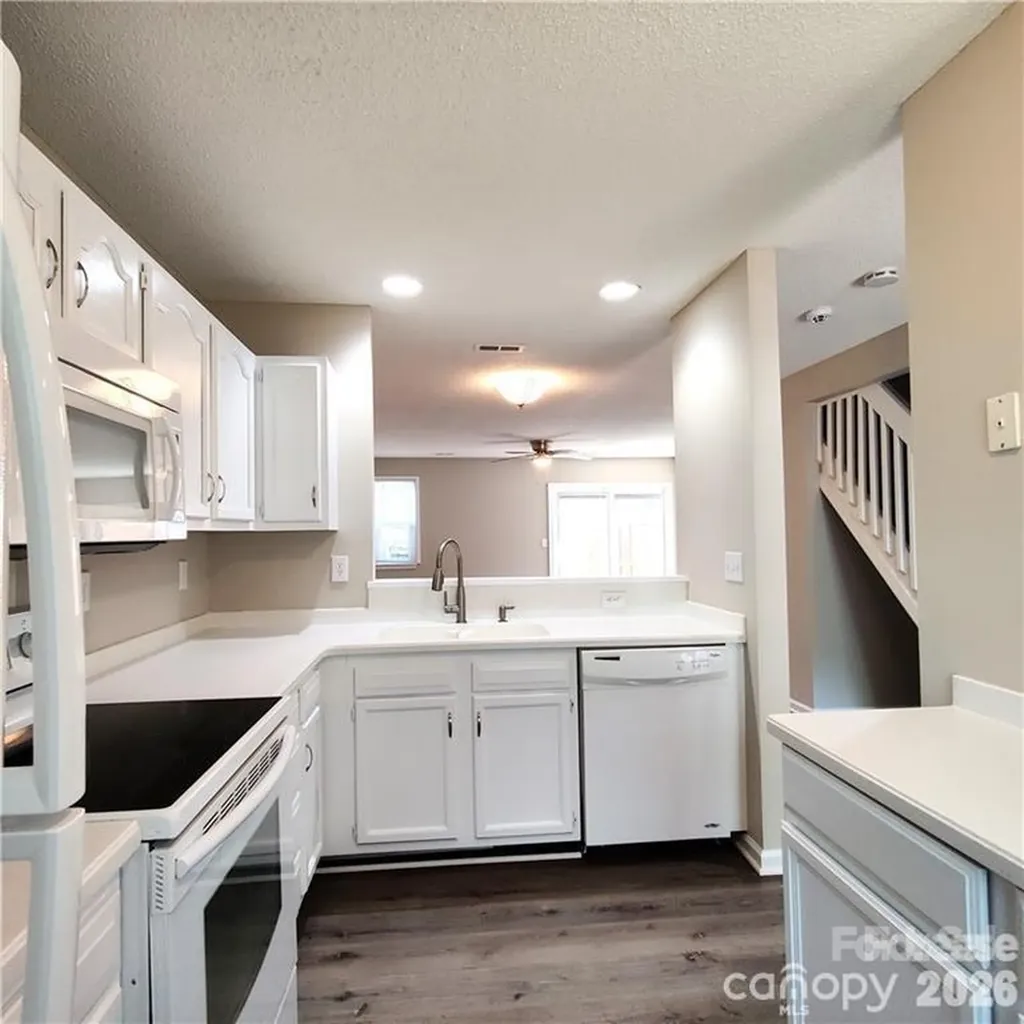 5744 Prescott Court Charlotte NC 28269