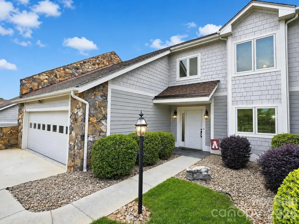 3675 Rock Bridge Drive NE Conover NC 28613