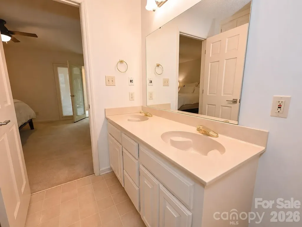 3675 Rock Bridge Drive NE Conover NC 28613