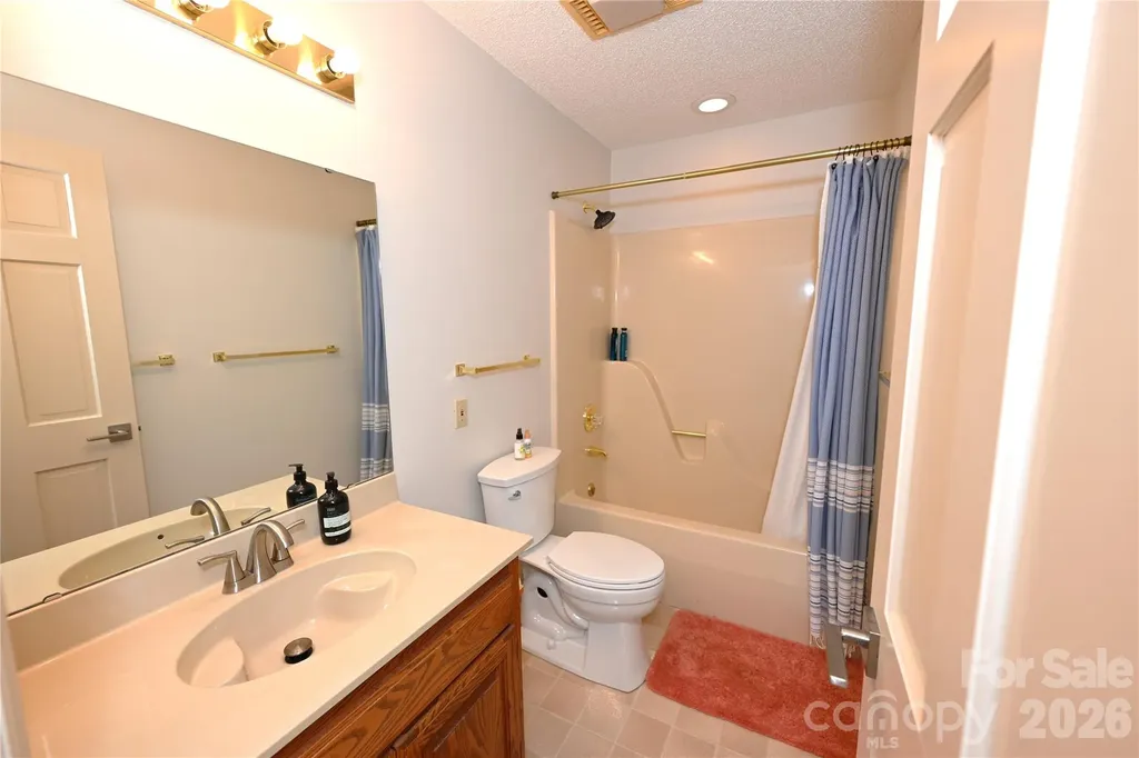 3675 Rock Bridge Drive NE Conover NC 28613