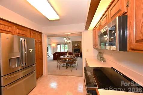 3675 Rock Bridge Drive NE Conover NC 28613