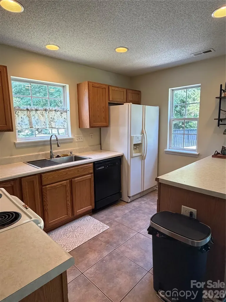 2850 Mayer House Court Charlotte NC 28214