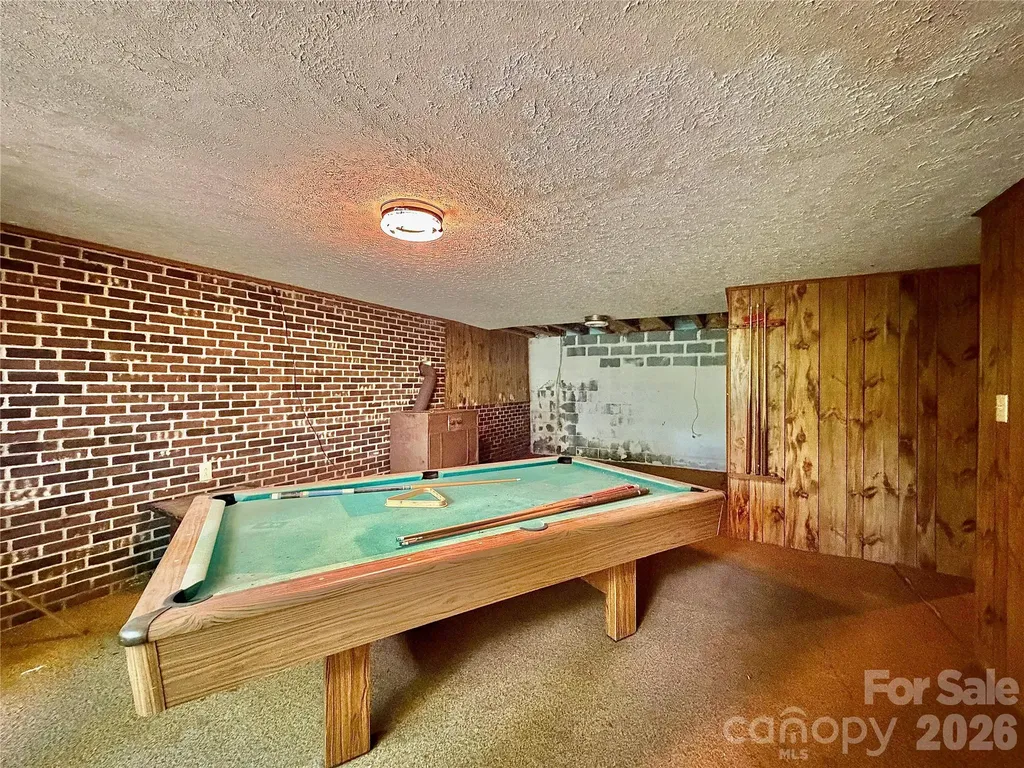 185 Dulaney Drive Nebo NC 28761