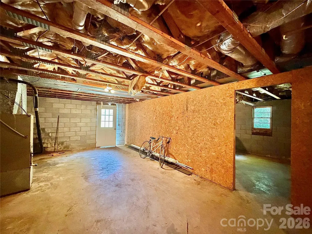 185 Dulaney Drive Nebo NC 28761