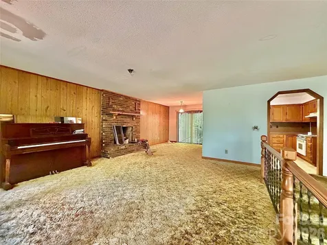 185 Dulaney Drive Nebo NC 28761