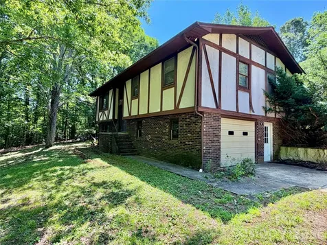 185 Dulaney Drive Nebo NC 28761