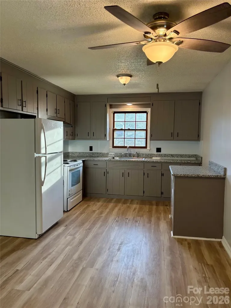 2800 Matoka Trail Matthews NC 28104
