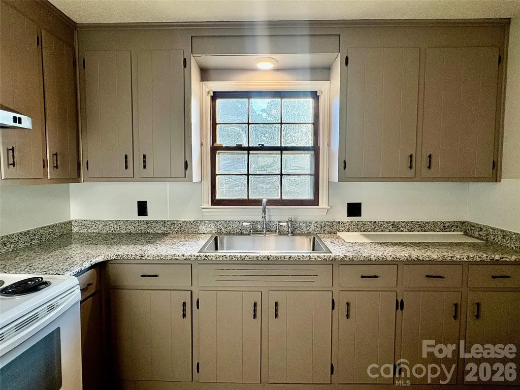 2800 Matoka Trail Matthews NC 28104