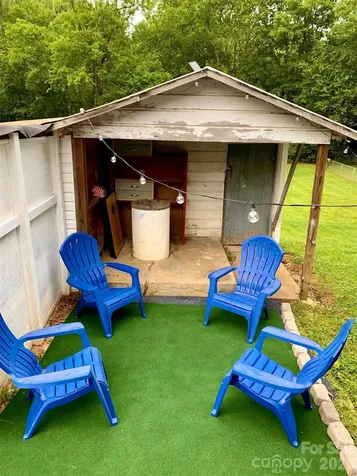 5016 Clearwater Lake Road Mount Holly NC 28120