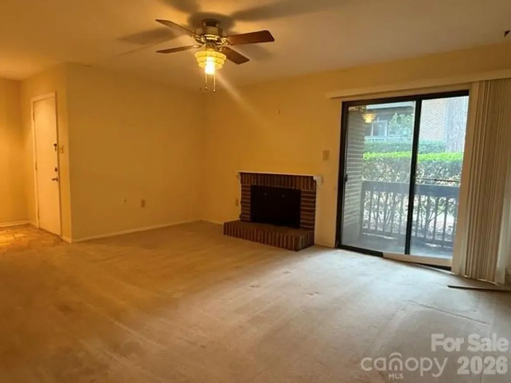 5024 Sardis Road Charlotte NC 28270