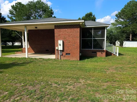1617 Shampy Drive Hartsville SC 29550