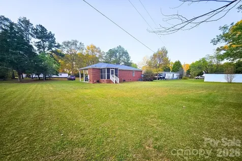 1617 Shampy Drive Hartsville SC 29550