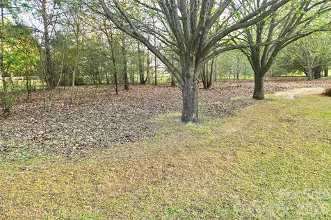 1617 Shampy Drive Hartsville SC 29550