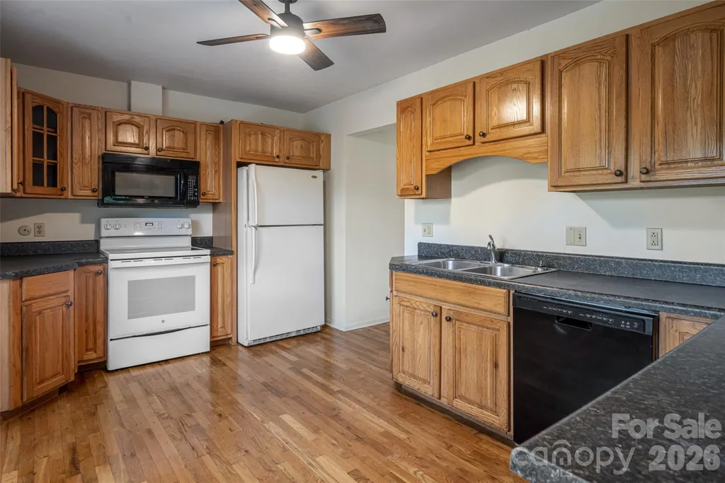 52 Blake Drive Arden NC 28704